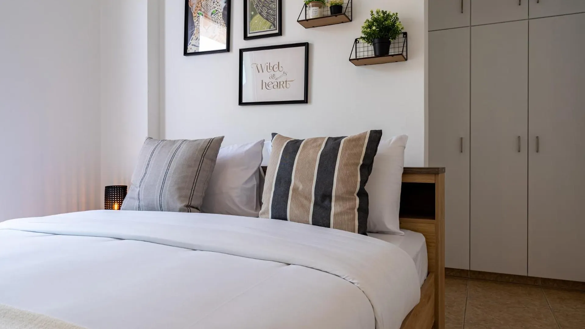 Chloris 3- Bedroom Apartment W/Pool In ラルナカ 0*,  キプロス