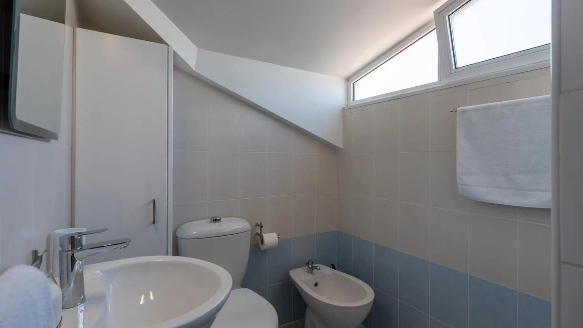 Chloris 3- Bedroom Apartment W/Pool In ラルナカ キプロス